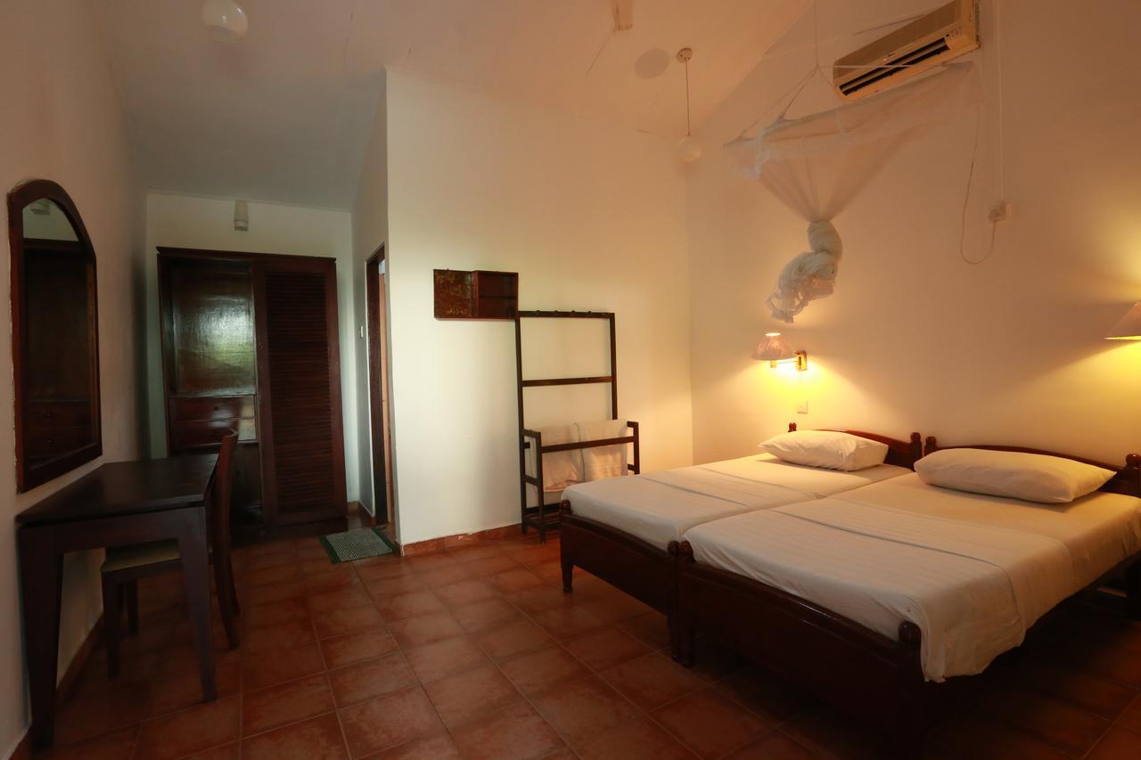Sonri Villa Sea View Unawatuna Exterior photo